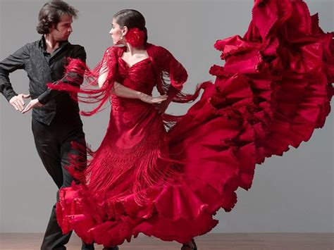 Entre Dos Aguas: Un Tango Flamenco qui Fait Chanter le Coeur et Danser les Pieds